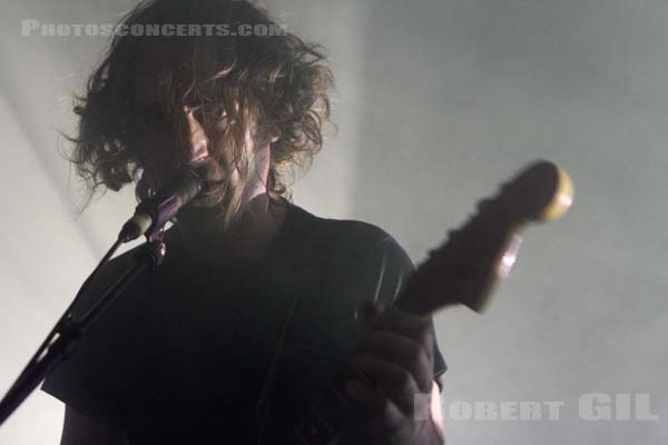 A PLACE TO BURY STRANGERS - 2015-04-13 - PARIS - Divan du Monde - 